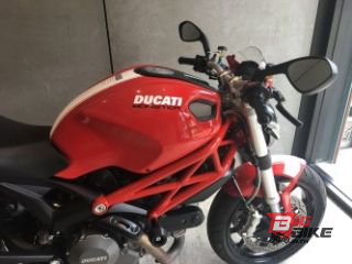  Ducati Monster 796